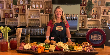Dairy Farmers of Wisconsin Celebrate National Cheeseburger Day