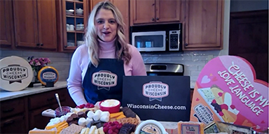 Building a Cheeseboard for Your Lover this Valentine's Day